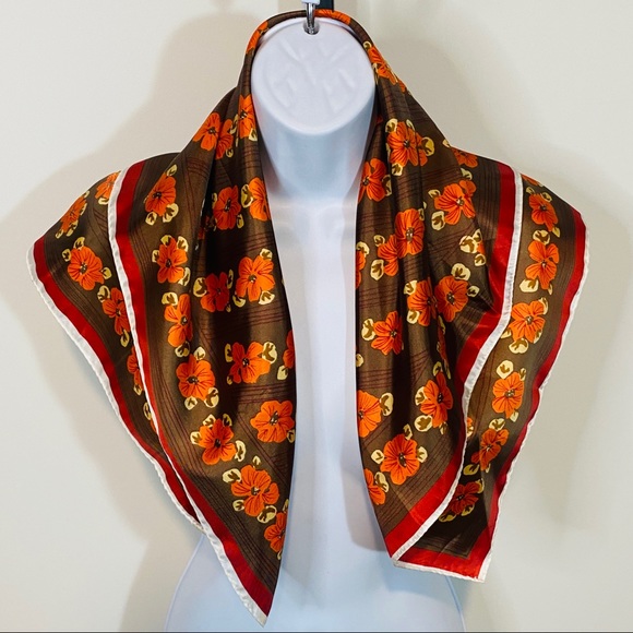 Vera Floral Print Vintage Scarf - Picture 5 of 9